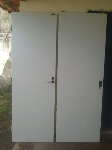 PORTAS SEMI NOVAS