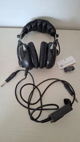 Headset GCA ANR - ótimo estado