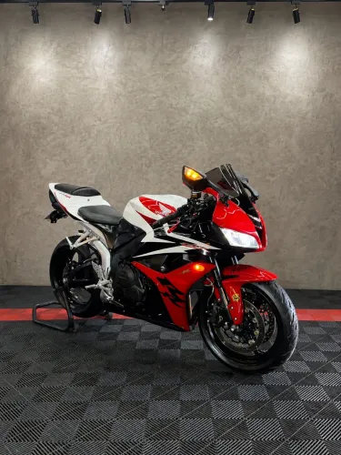 HONDA CBR 600RR