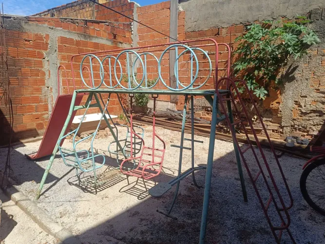 Vendo parquinho