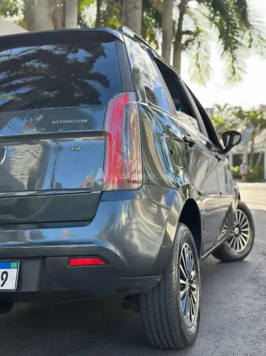 Fiat Idea Attractive 1.4 Fire Flex 8V 5P 2012