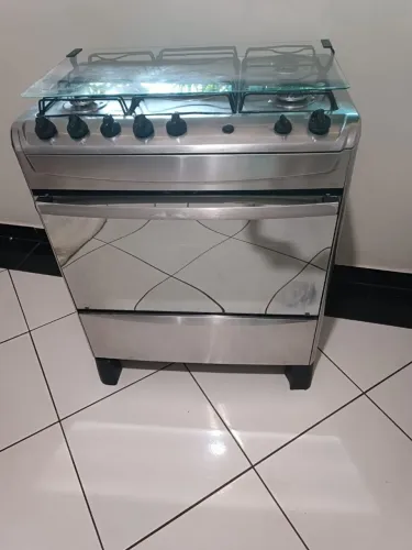 Fogão 5 bocas conservado