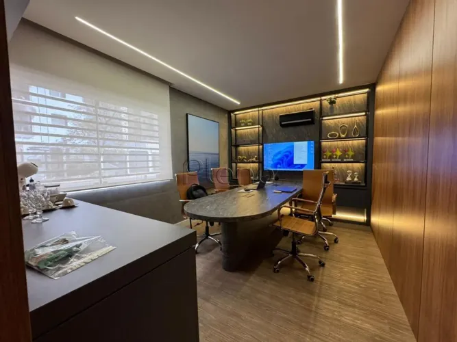 Sobrado à venda em Campinas, Cambuí, com 7 quartos, com 275 m²