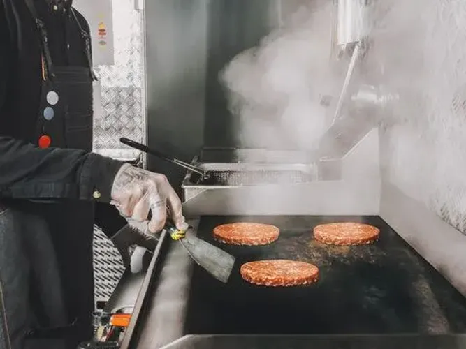 Busco sócio hamburgueria e pizzaria delivery