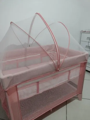 Berço portátil dobrável cosco 2 ajustes rosa bebê