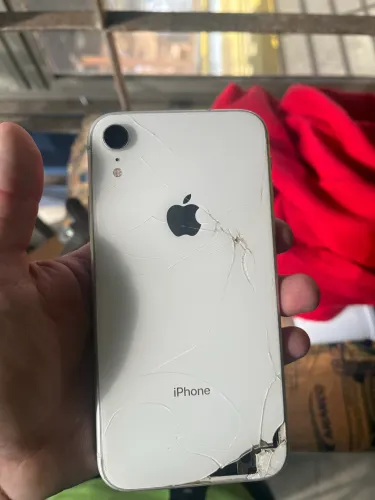 Celular iPhone XR