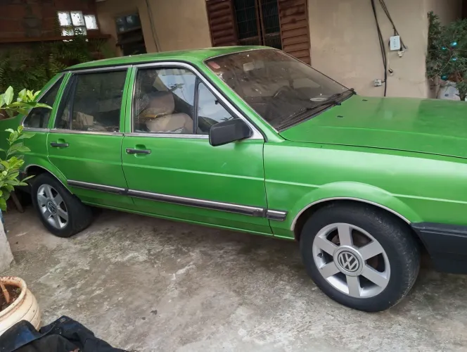 Volkswagen Santana Glsi / GLS 1.8/ 2.0 (álcool) 1990