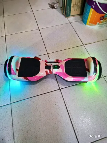 Houverboard 6,5 polegadas, luzes coloridas, bluetooth, tudo funcionando em ótimo estado!