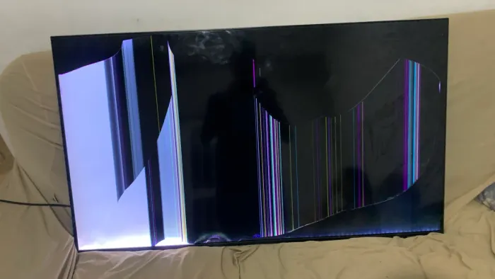Tv smart Samsung com defeito não sei qual é o problema 