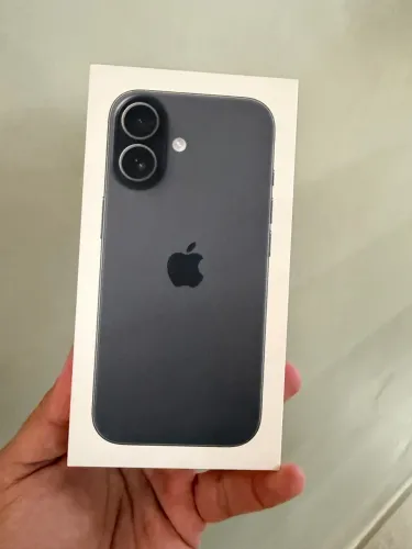 VENDO  iPHONE 17 - 256GB - LACRADO!  COR: BLACK (PRETO)