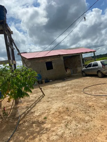 Localizado perto do jóquei clube do gaúcho da soja EM ALTO ALEGRE