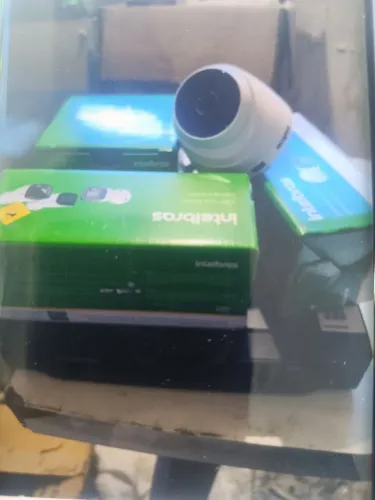 Kit câmera de segurança Intelbras para 4 câmeras