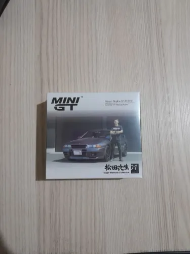 Nissan Skyline R32 - Mini GT