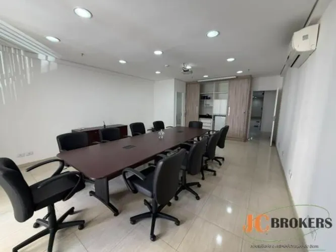 Conjunto Comercial com 50m² de área útil