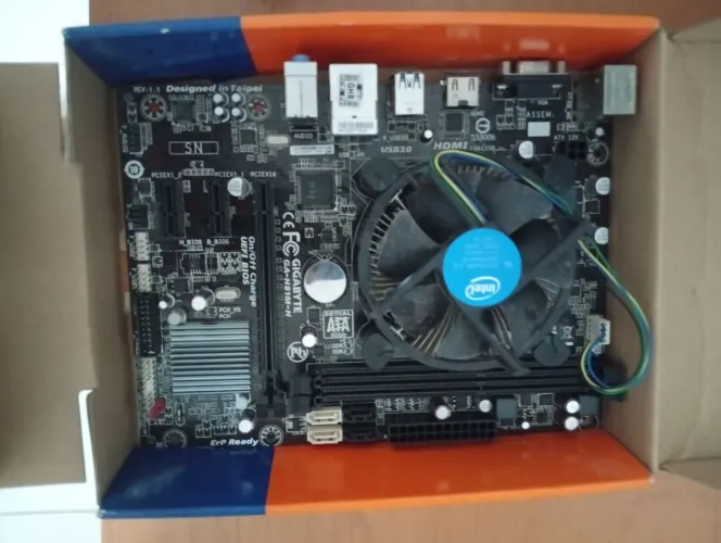 Placa Mãe da Marca Gigabyte GA-H81M-S2PH Processador Intel