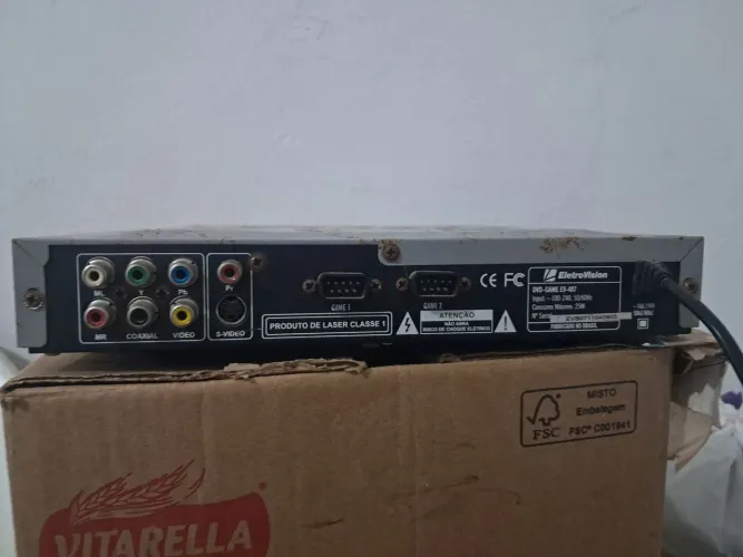 VENDE-SE UM DVD, ELETROVISION EV-407, TOCA TUDO,GAMES,FOTOShow,KARAOKÊ, MP3, 4Mpeg, DIVX