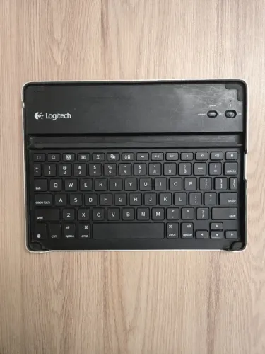 Teclado Bluetooth Logitech Usado (Funciona Perfeito)