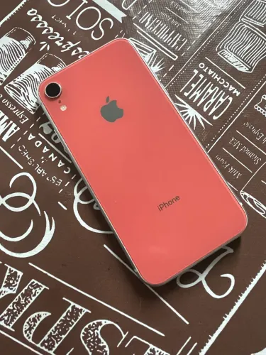 iPhone XR