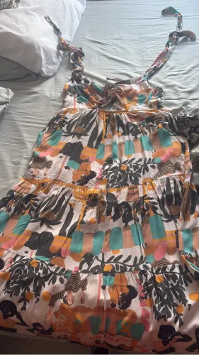 Vestido mídi Renner