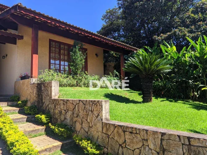 Casa com 3 dormitórios para alugar, 400 m² por R$ 8.800,00/mês - Jardim Paulista - Atibaia