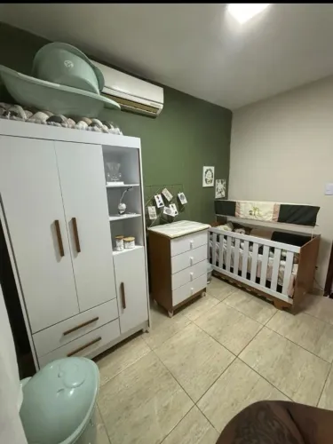 Jogo de quarto de bebê completo 