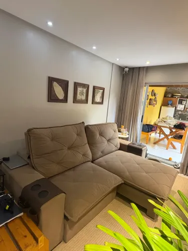 Sofá retrátil