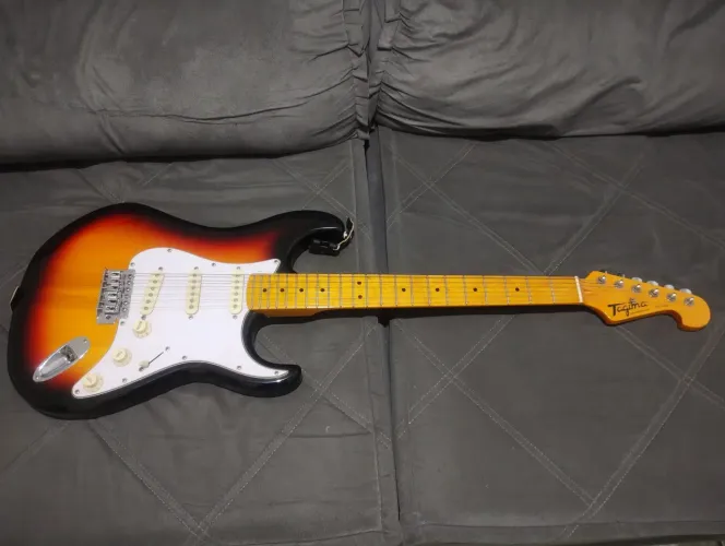Guitarra Tagima TG530