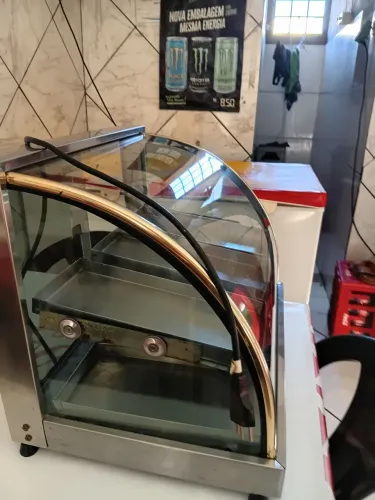 Estante de salgados 