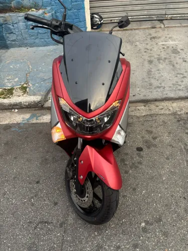 NMAX 160 ABS - 18/19 VERMELHA FOSCO