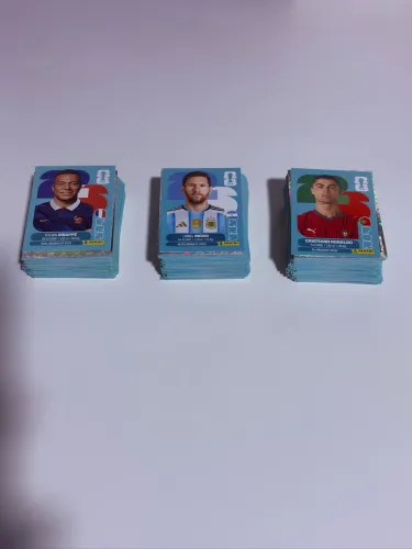 Lotes de 140 Figurinhas - Copa do Mundo 2026 | Panini