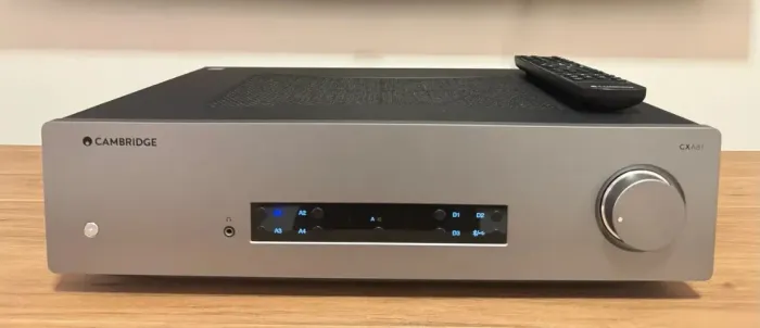 Amplificador Integrado Cambridge CXA-81 MK-I