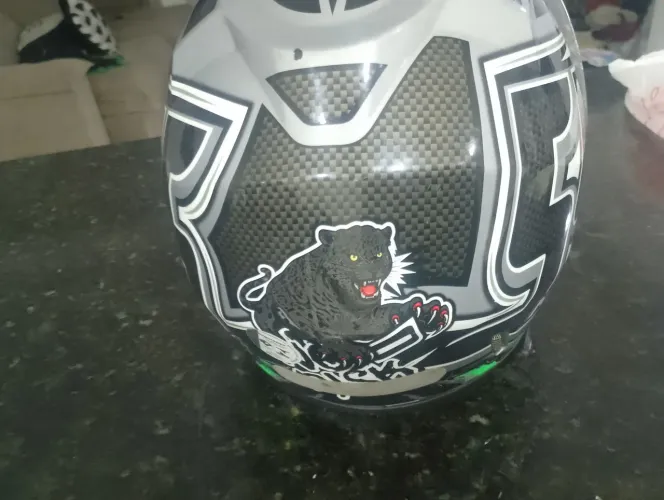 Capacete