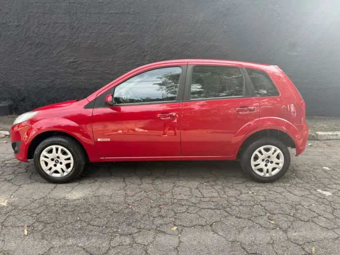 Ford Fiesta 1.6 8V Flex/class 1.6 8V Flex 5P 2013