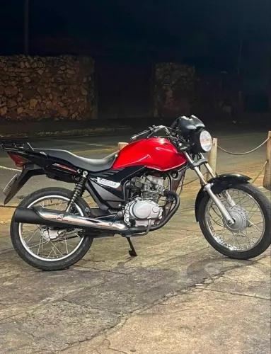 Vende-se titan mix es 2010