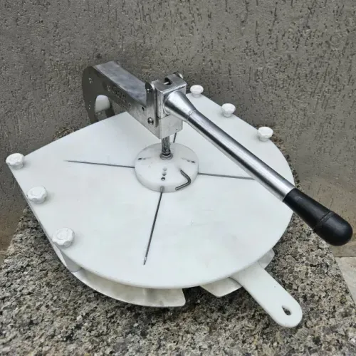 Cortador de Pizza Gold Machines 4 fatias (usado) estudo troca