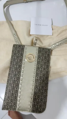 Bolsa Victor Hugo nova