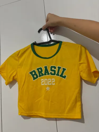 Cropped Brasil?