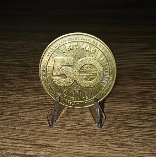 Moeda comemorativa Mc Coin 50 anos do Big Mac  Mc Donald's 