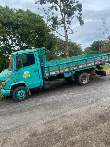 Vendo caminhão