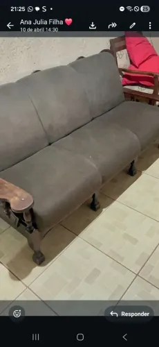 Aparador e jogo de sofá antigo