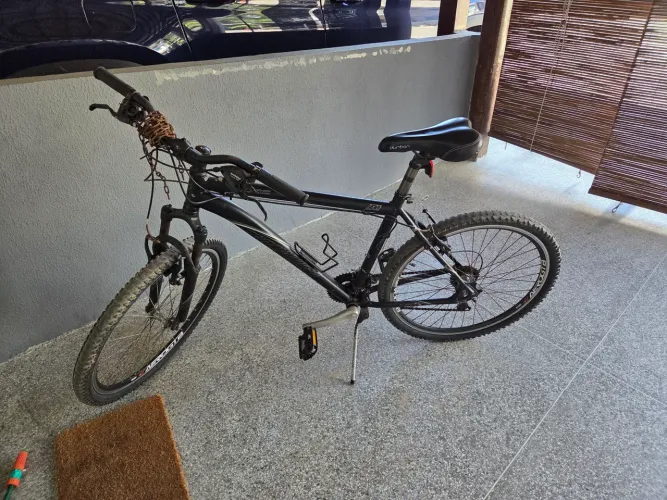 Bicicleta Specialized 26 alumínio
