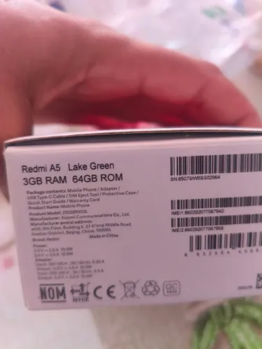 Célula Redmi A5 6 ram e 64 GB