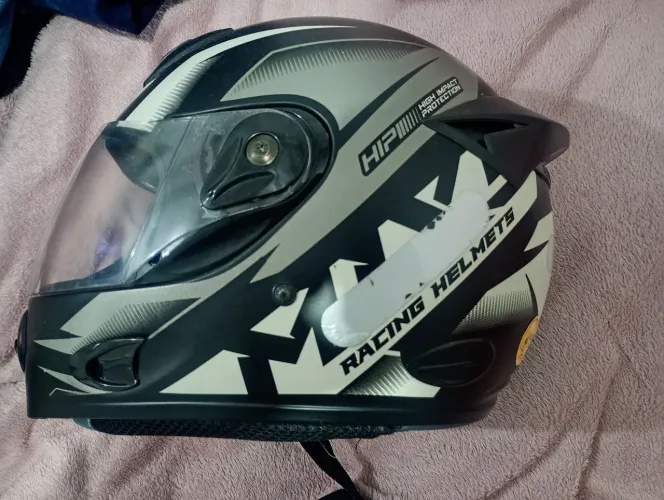 Capacete