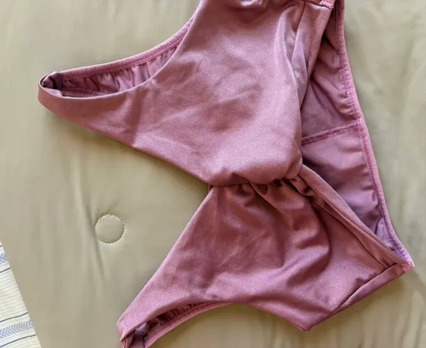 Conjunto fitnesse feminino cintilante lilás top e calça