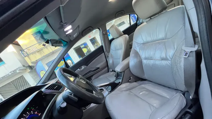 Honda Civic Sedan LXR 2.0 Flexone 16V Aut. 4P 2015