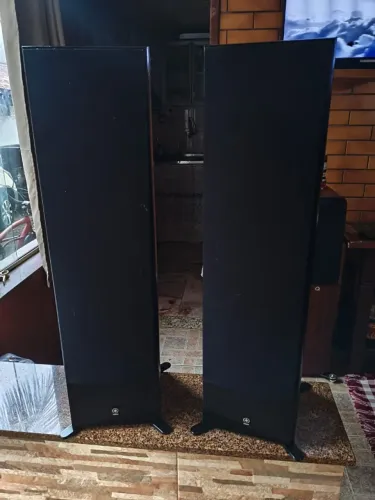 par de caixas yamaha Ns 50f