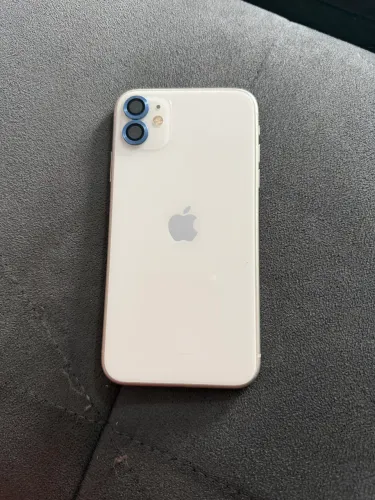 iPhone 11 sem detalhes 128 gigas