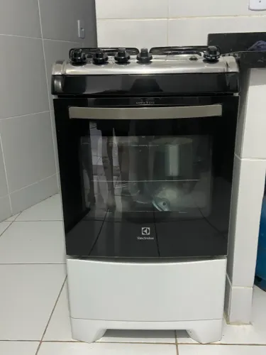 vendo fogão quatro bocas 