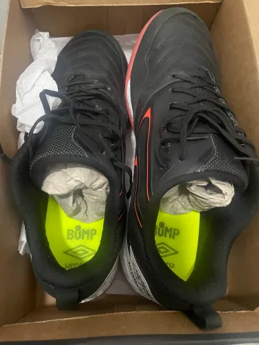 Chuteira umbro pro 5 bump 