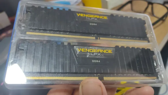 Memória ddr4 8gb 2x4=8